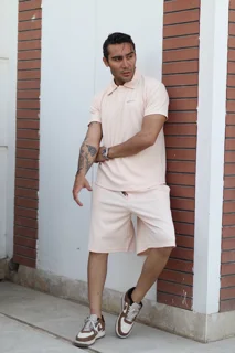 Pullshirt and shorts set